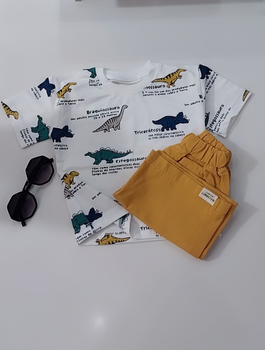 تیشرت و شلوارک دایناسور - تصویر 3